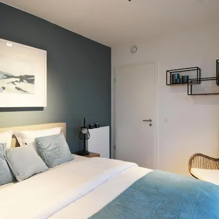 Peaceful Wanderlust *